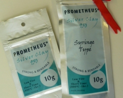 Prometheus Silver Clay und Syringe